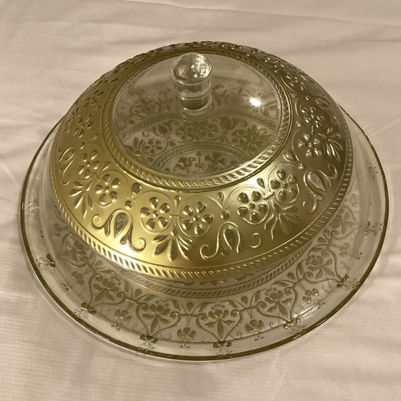 Anatolia Turkish Gold on Iceberg Art Glass Cake Plate With Gold Painted Dome Lid
